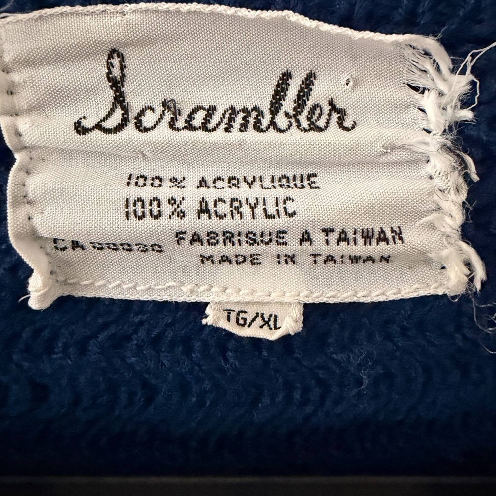 Vintage Scrambler Fair Isle Blue and Cream Cardigan Sweater - Picture 3 of 3